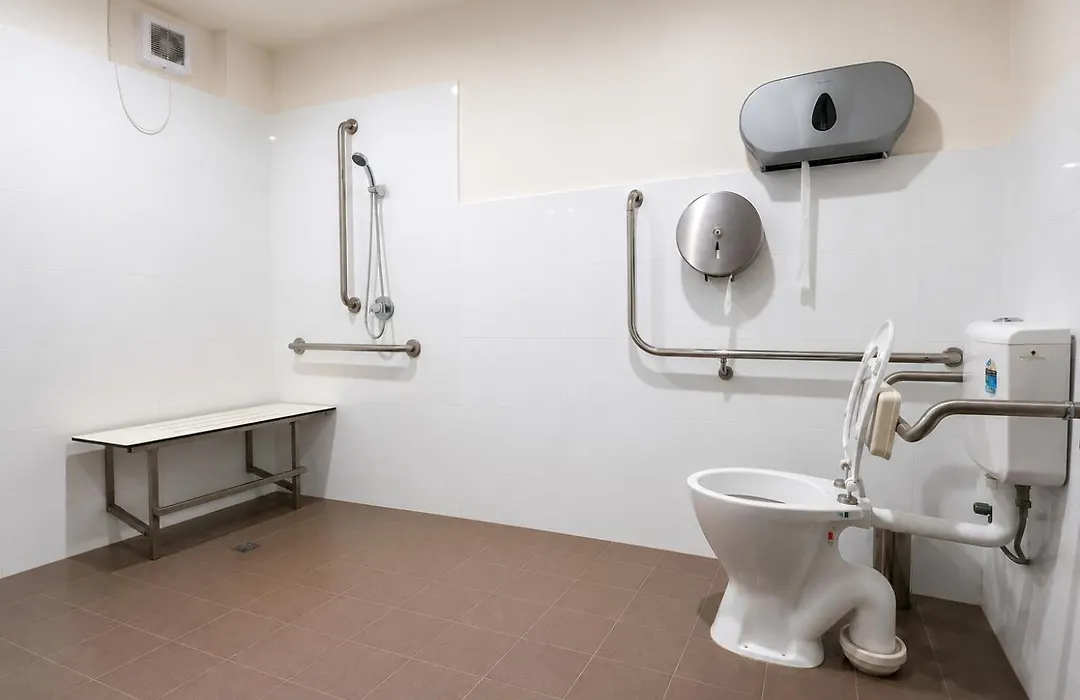 Capsule Perth City Backpackers Hostel - Note - Valid Passport Required To Check In-1