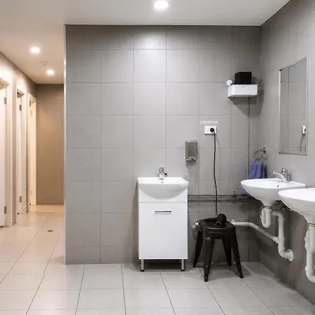 Podstel Perth City Backpackers Hostel - Capsule Style Accommodation - Valid Passport Required To Check In-3